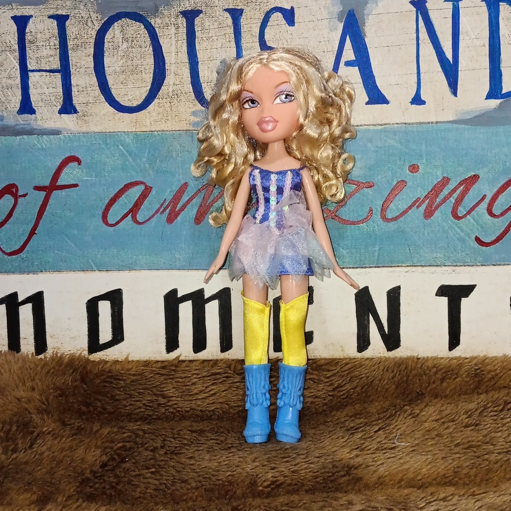 Bratz custome doll Cloe